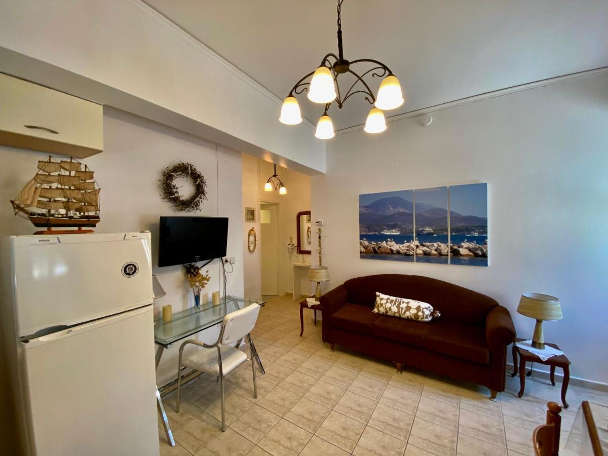 Gallery Apartments Lixouri Eksteriør billede