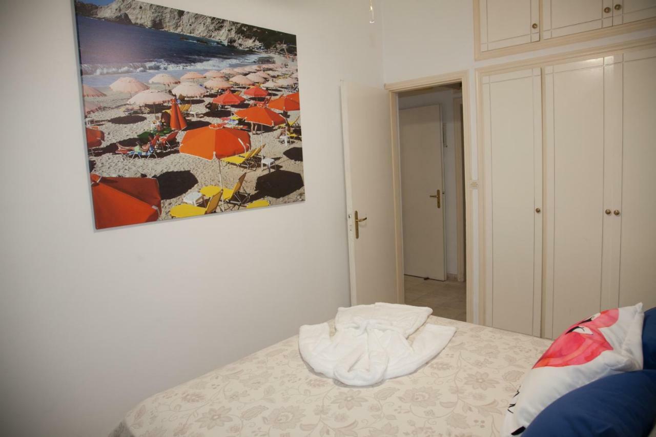 Gallery Apartments Lixouri Eksteriør billede